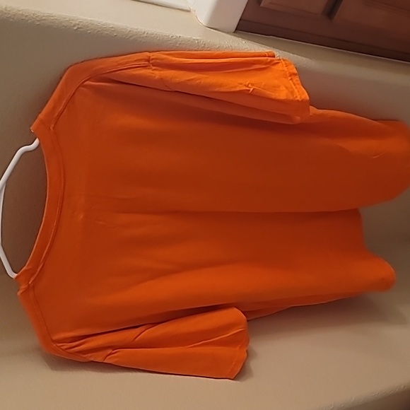 Men's basic tee 🧡 - Picture 3 of 3